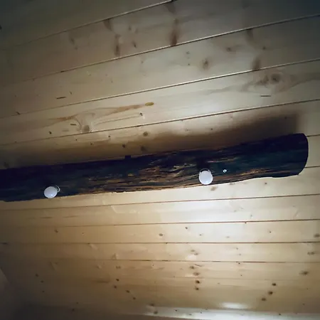 Wooden With Jacuzzi 公寓